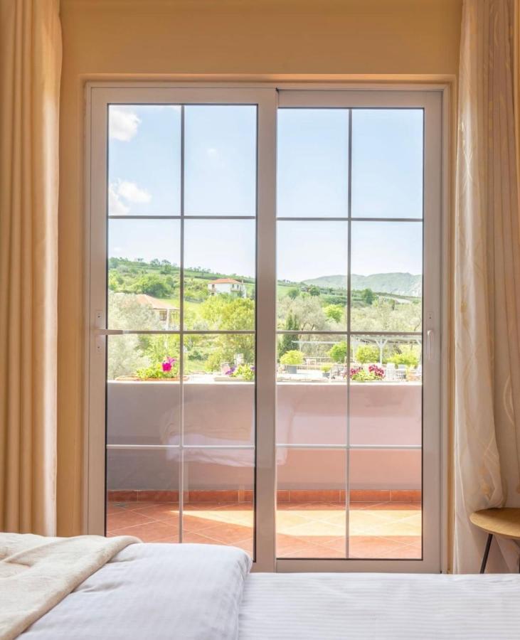 Rozmarine Hotell