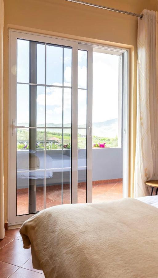 Rozmarine Hotell Pellumbas