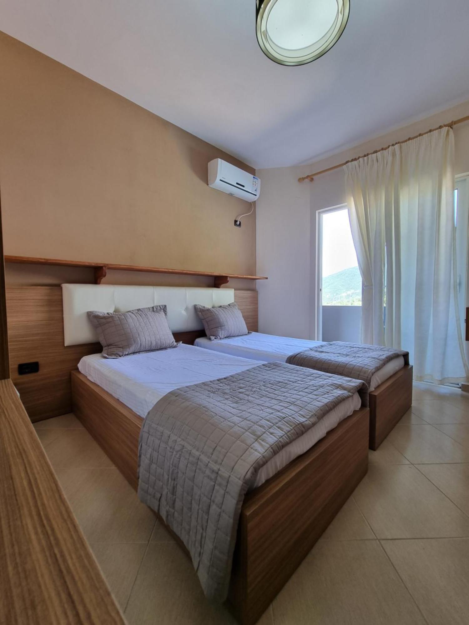 Rozmarine Hotell